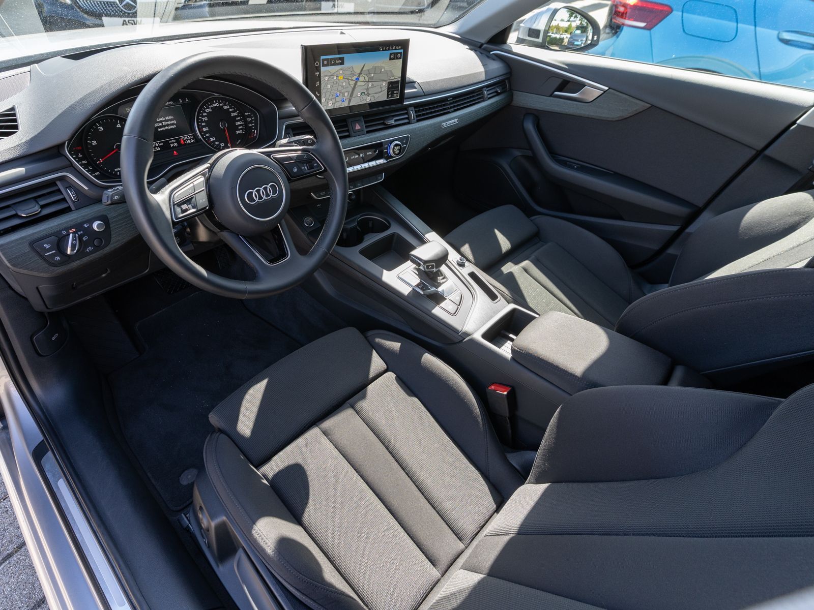 Fahrzeugabbildung Audi A4 Avant advanced 40TDI quattro Stron 360° Stdhz