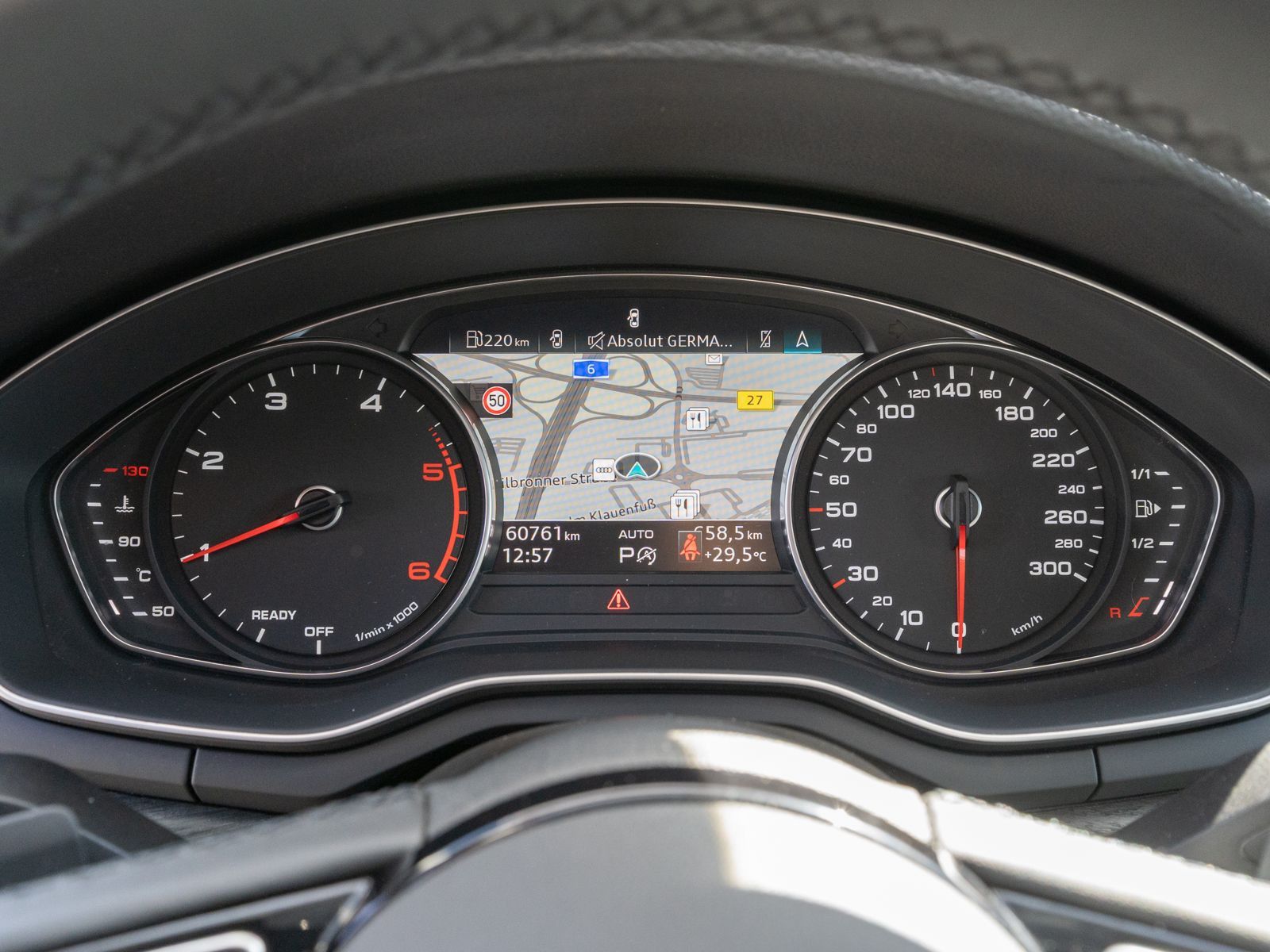 Fahrzeugabbildung Audi A4 Avant advanced 40TDI quattro Stron 360° Stdhz