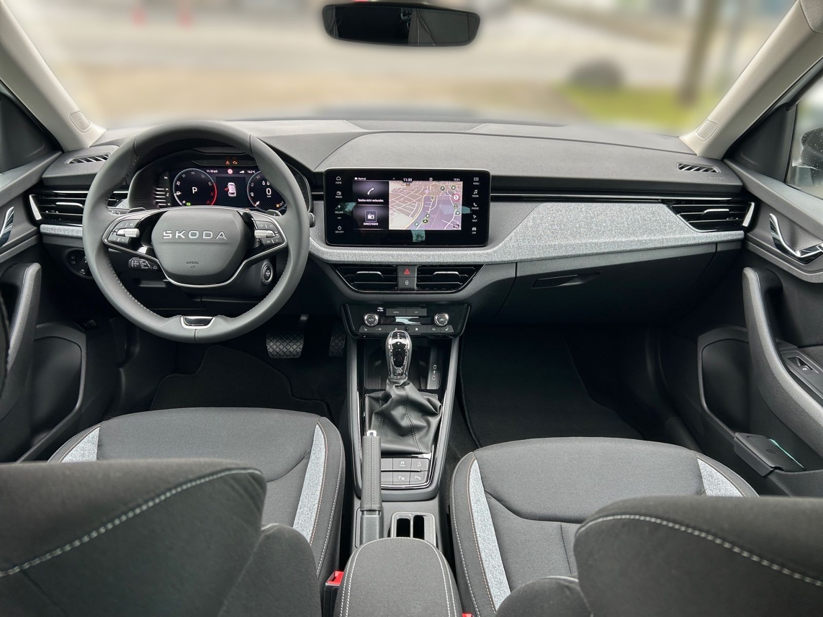 Fahrzeugabbildung SKODA Kamiq Tour 1,0 TSI 116PS DSG ACC LED RFK SHZ AHK