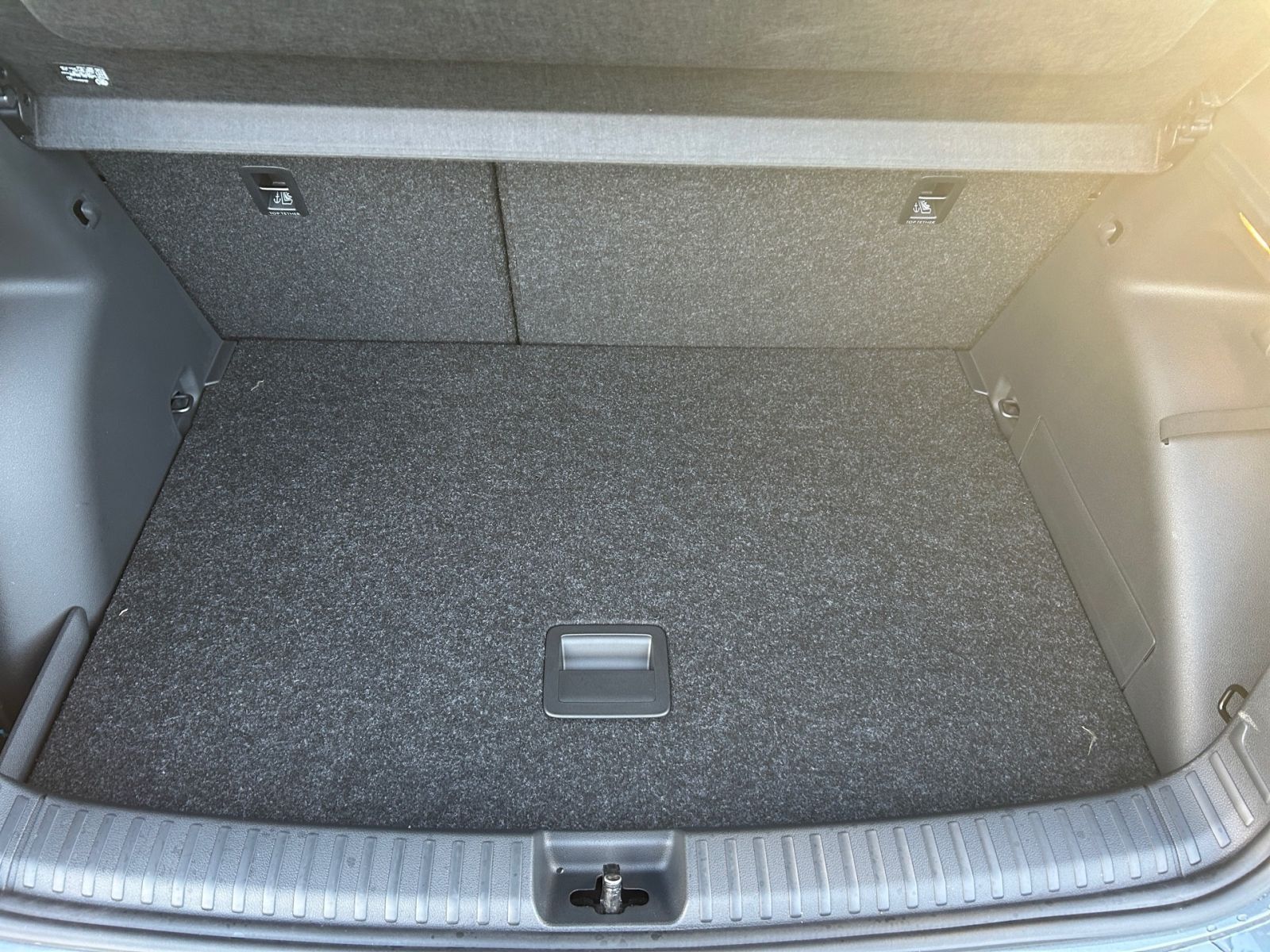 Fahrzeugabbildung SKODA Fabia Tour 1,0 TSI 115PS DSG ACC SHZ Kamera AHK