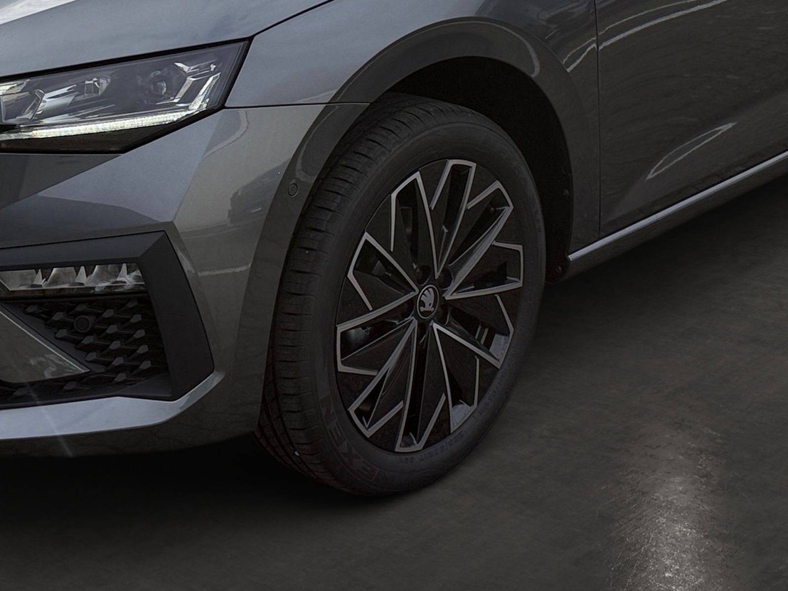 Fahrzeugabbildung SKODA Scala Tour 1,5 TSI 150PS DSG ACC Kamera SHZ AHK