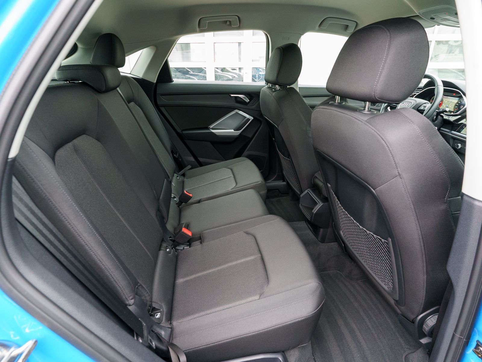 Fahrzeugabbildung Audi Q3 Sportback S line 35 TDI LED Navi RFK SHZ