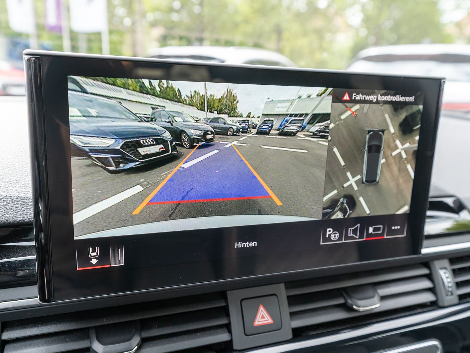 Fahrzeugabbildung Audi RS4 Avant 2.9 TFSI quattro Navi Matrix Pano HUD