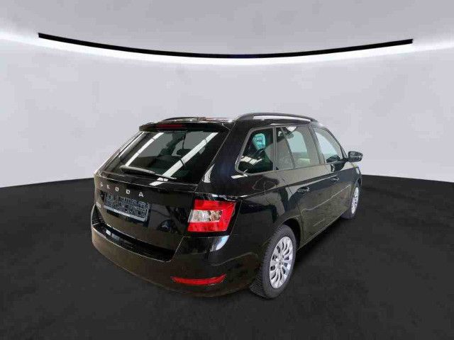 Fahrzeugabbildung SKODA Fabia Combi Ambition 1.0 TSI Klima Navi SHZ PDC