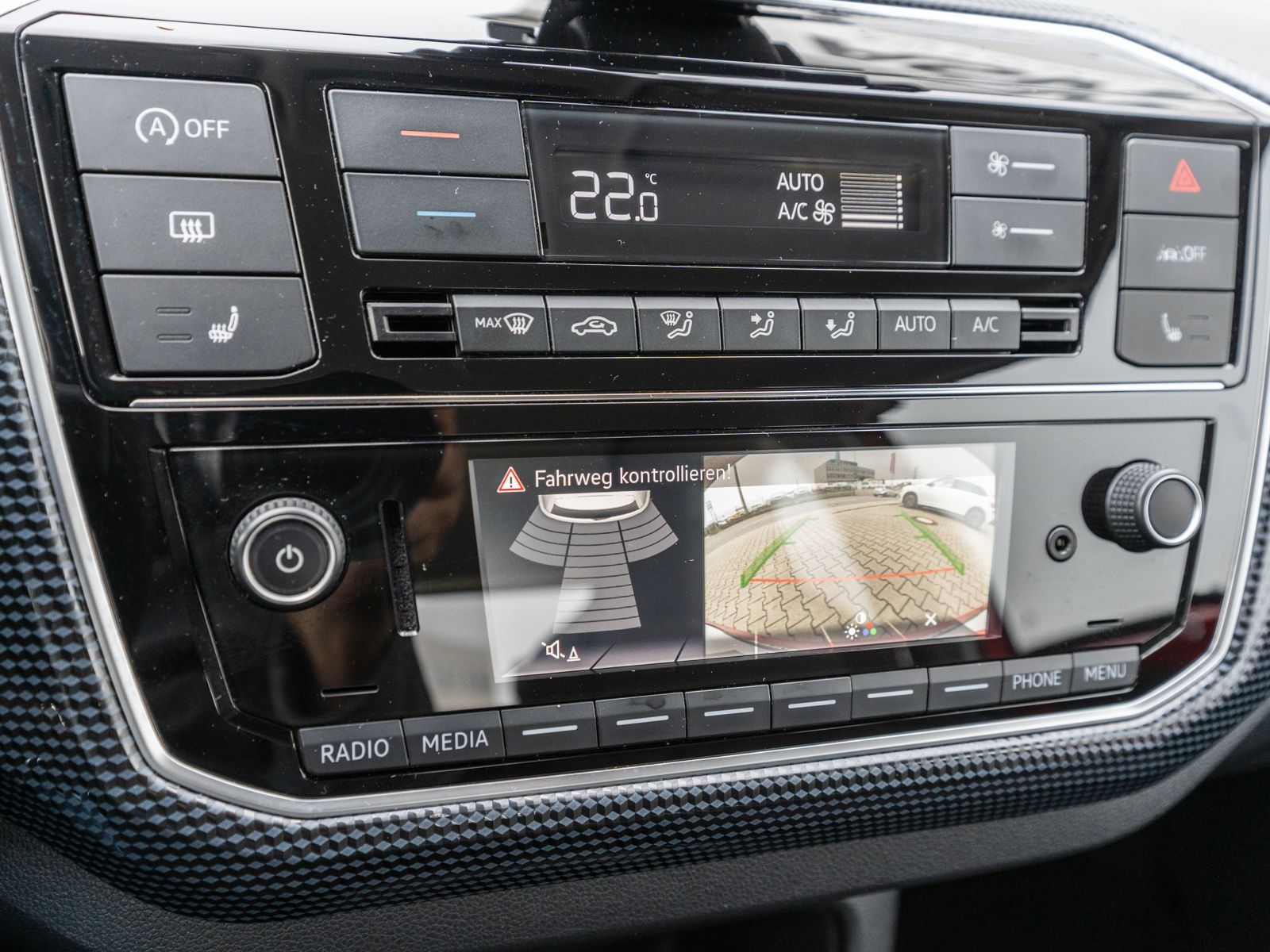 Fahrzeugabbildung Volkswagen up! move up! 1.0 MPI Klimaauto GRA SHZ PDC RFK