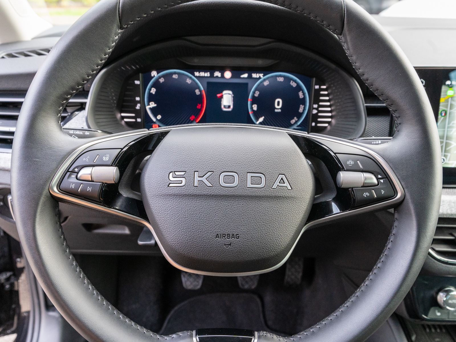 Fahrzeugabbildung SKODA Scala Selection 1.5 TSI Navi LED VC SHZ PDC RFK