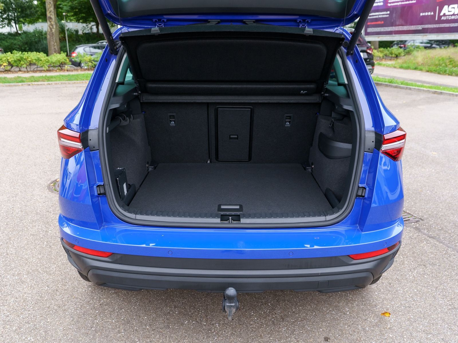 Fahrzeugabbildung SKODA Karoq Style 1.5 TSI DSG Navi LED ACC RFK AHK VC