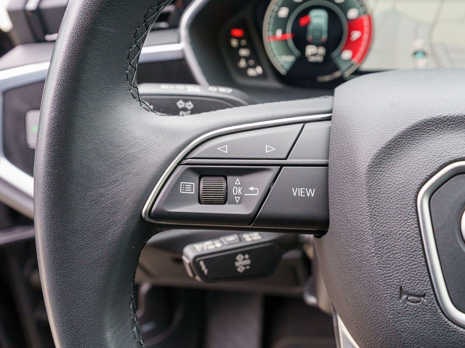 Fahrzeugabbildung Audi Q3 Sportback 40TFSI quattro Stronic Navi LED GRA