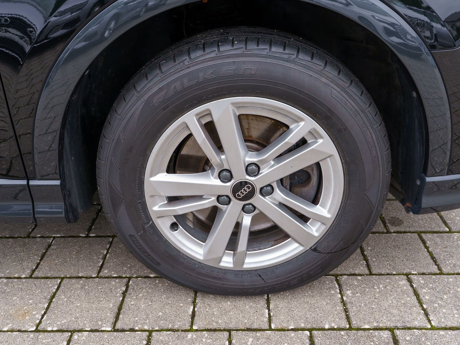 Fahrzeugabbildung Audi Q3 Sportback 40TFSI quattro Stronic Navi LED GRA