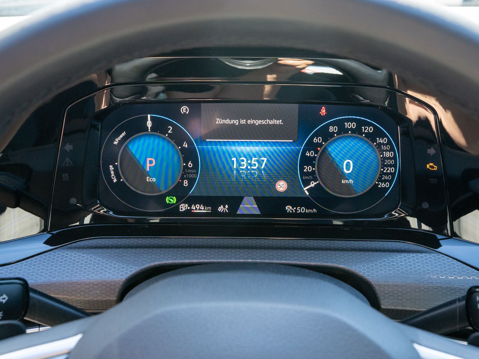Fahrzeugabbildung Volkswagen Golf GTE 1.4TSI eHybrid DSG LED Navi ACC AHK