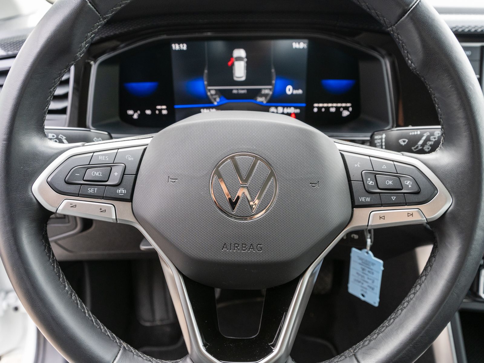 Fahrzeugabbildung Volkswagen Polo Life 1.0 MPI Klima LED VC SHZ PDC v/h