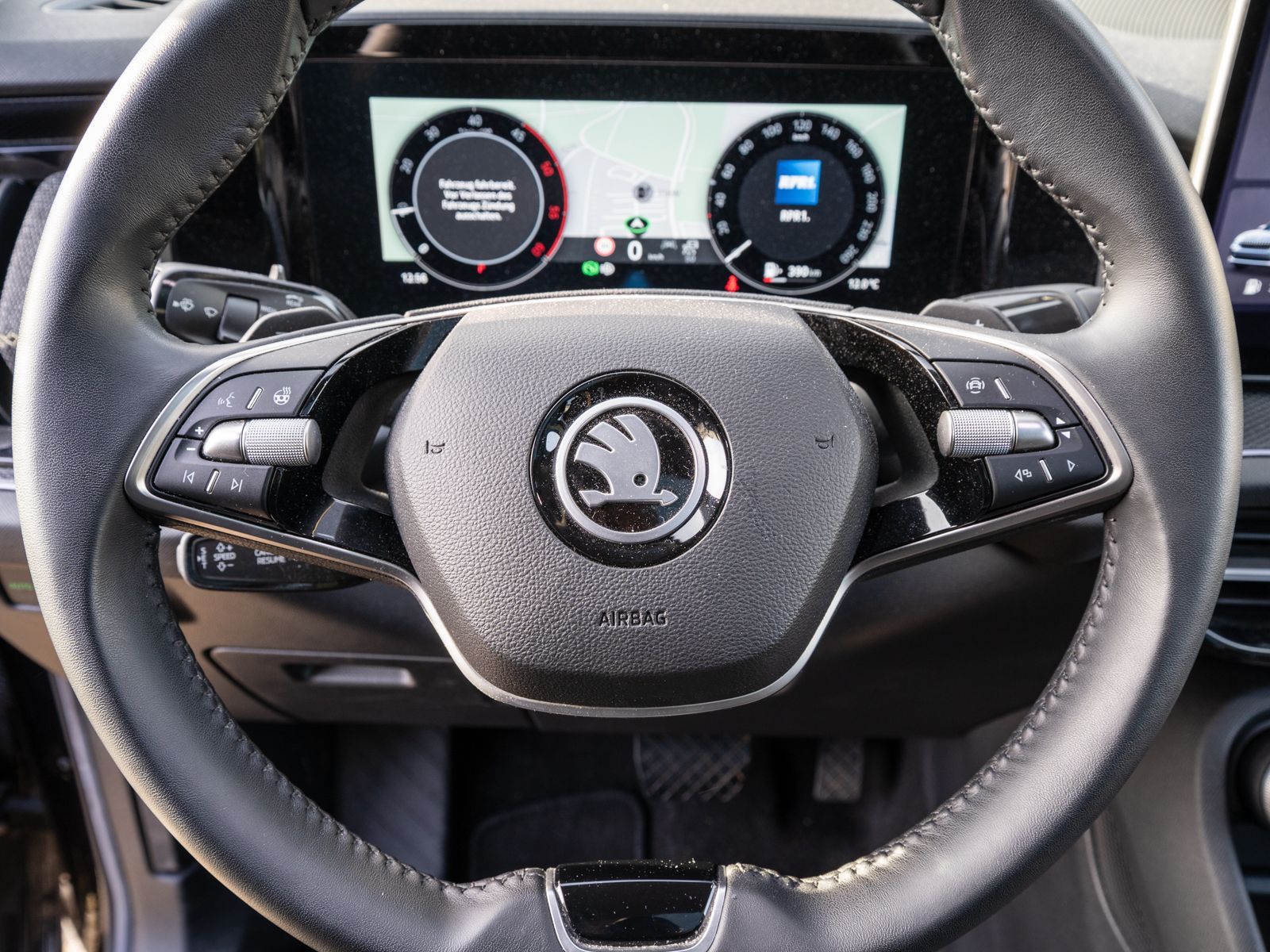 Fahrzeugabbildung SKODA Kodiaq Selection 2.0TDI 4x4 DSG 360° Stdhzg PANO