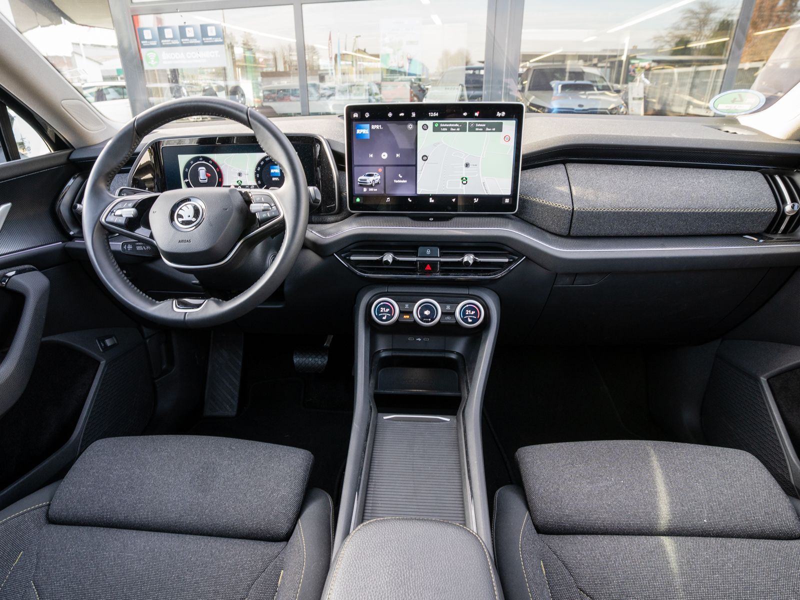 Fahrzeugabbildung SKODA Kodiaq Selection 2.0TDI 4x4 DSG 360° Stdhzg PANO