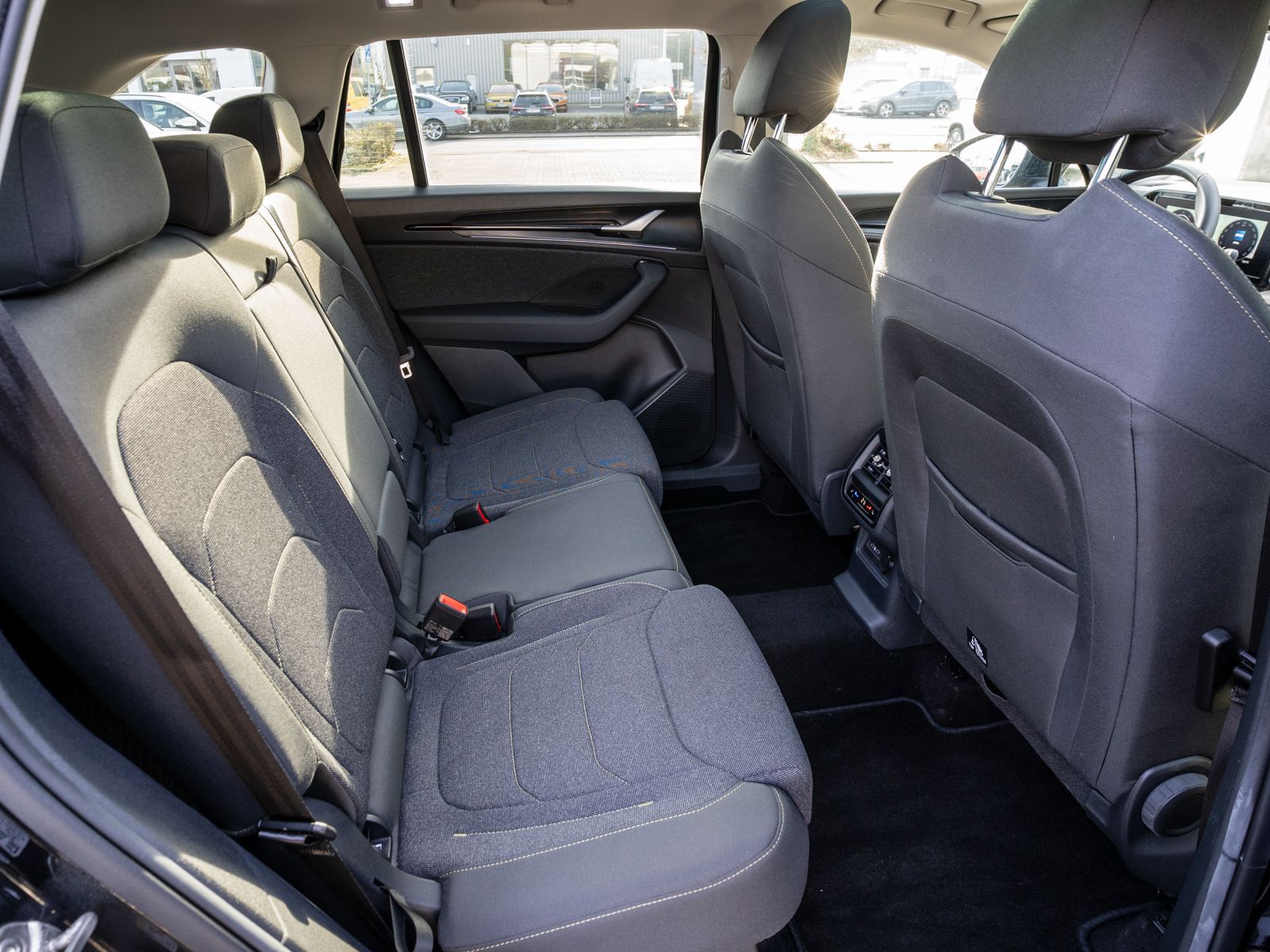 Fahrzeugabbildung SKODA Kodiaq Selection 2.0TDI 4x4 DSG 360° Stdhzg PANO