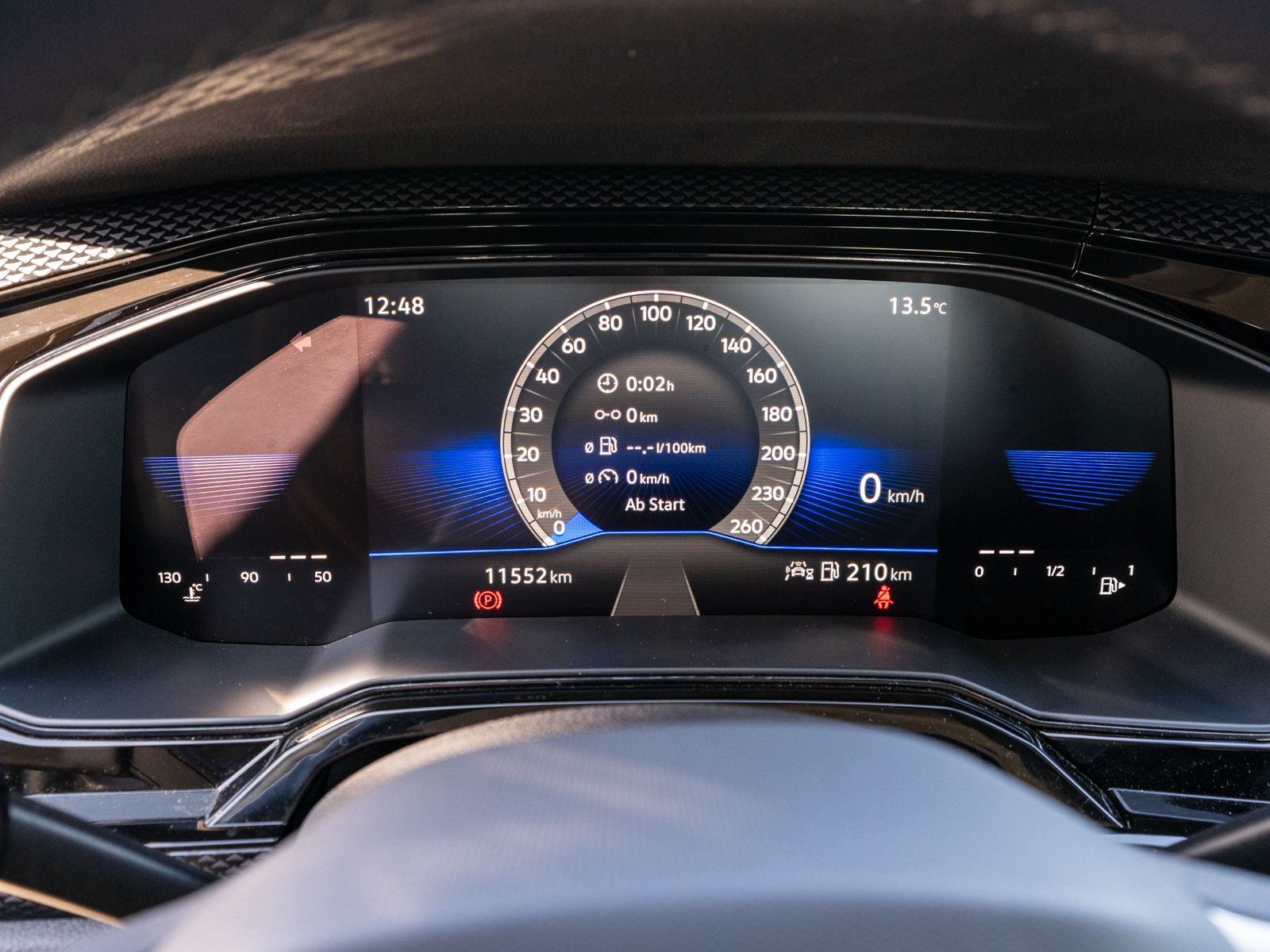 Fahrzeugabbildung Volkswagen Polo Life 1.0 MPI Klima LED VC PDC v/h