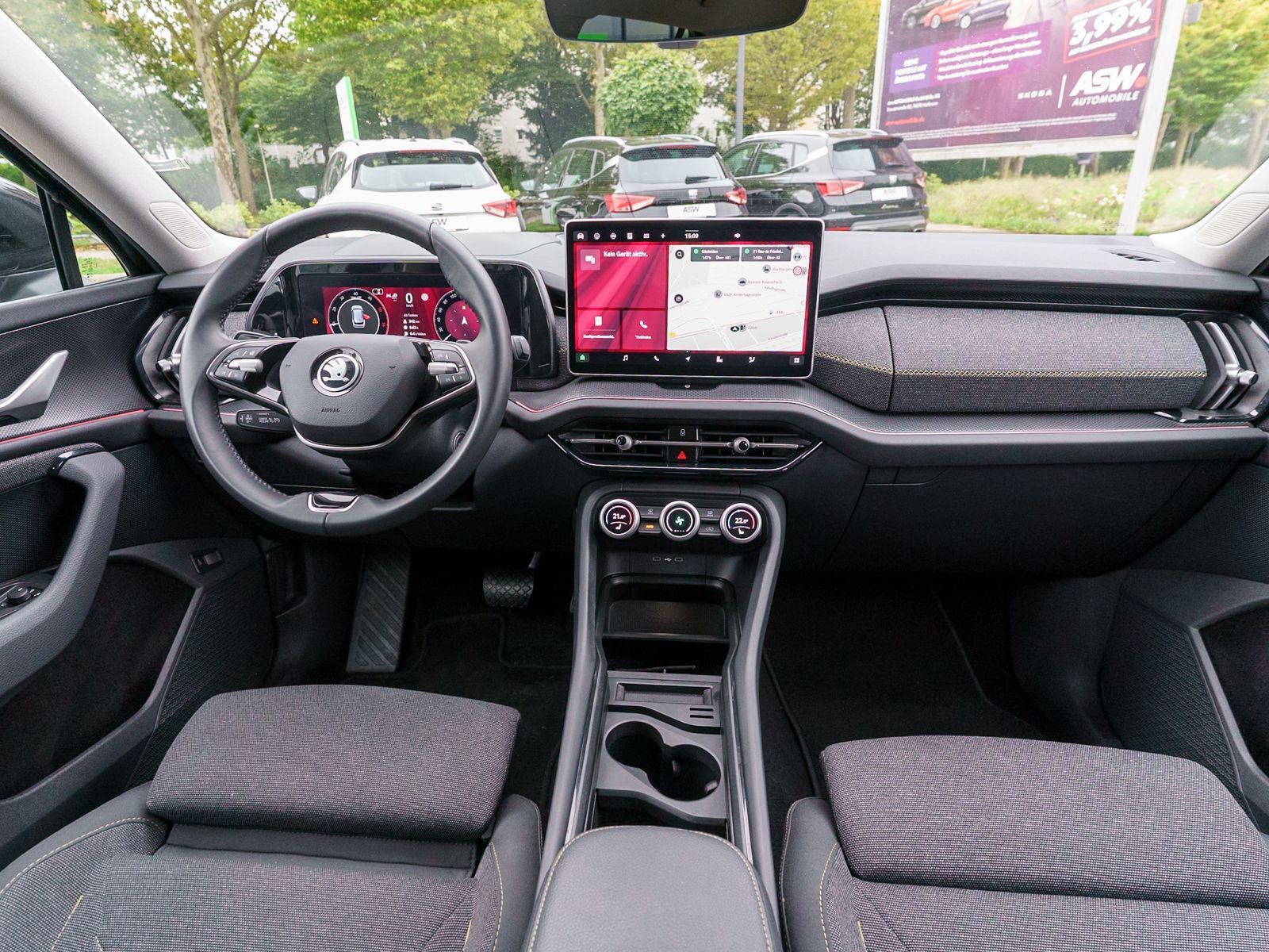 Fahrzeugabbildung SKODA Kodiaq Selection 4x4 2.0TDI DSG Navi RFK HUD AHK