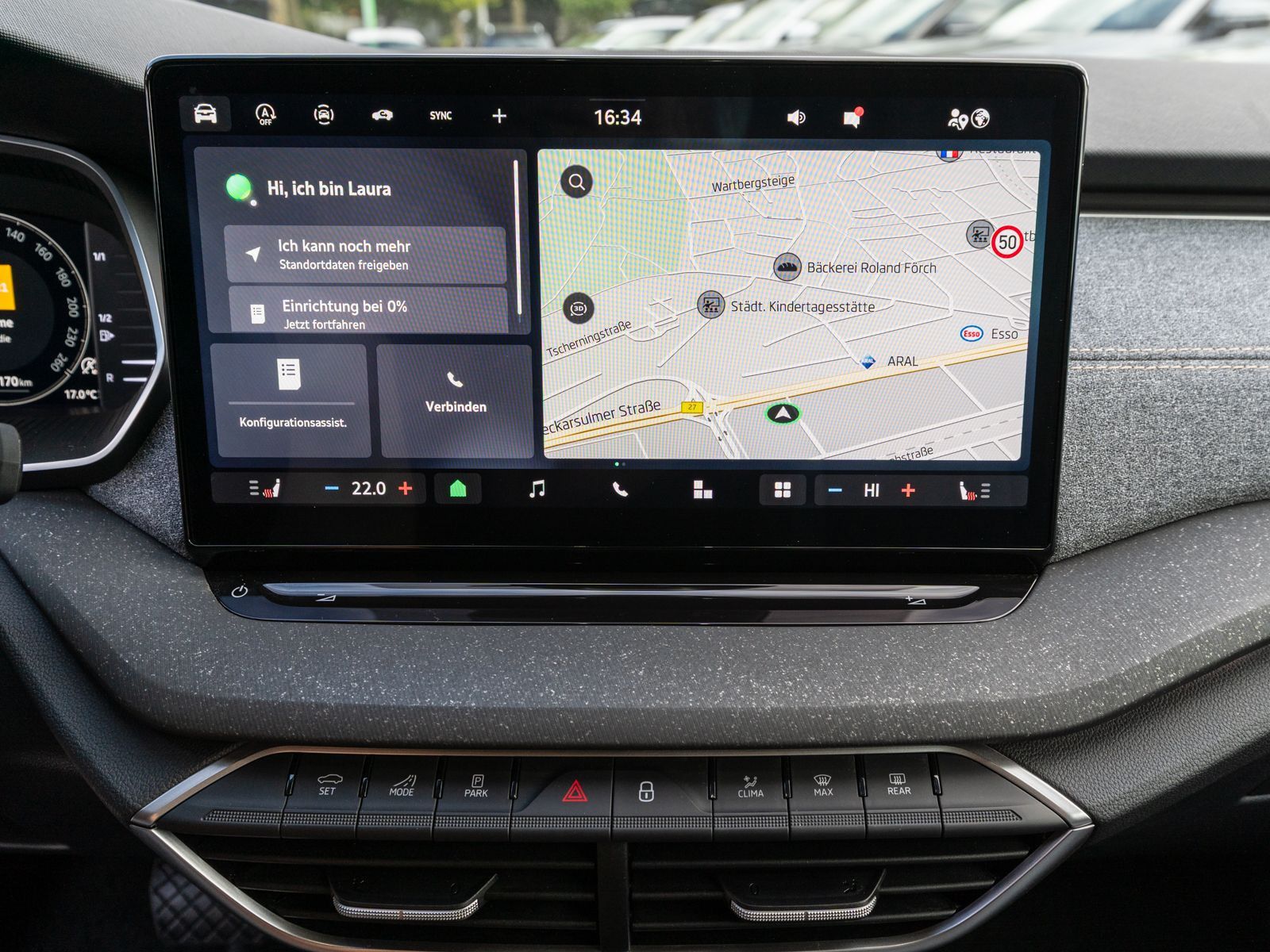 Fahrzeugabbildung SKODA Octavia Combi Selection 2.0TDI DSG Navi HUD 360°