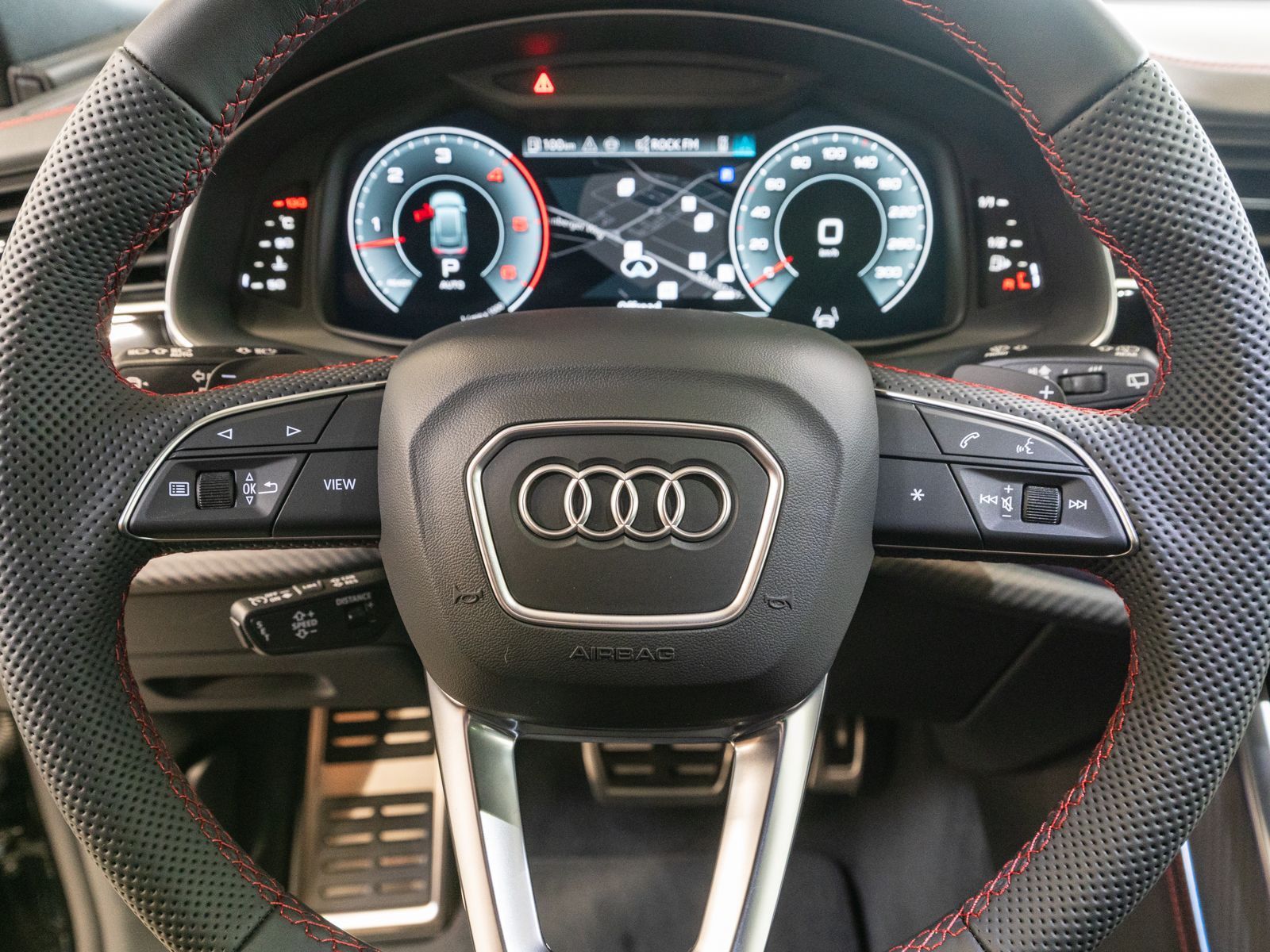 Fahrzeugabbildung Audi Q8 S line TDI quattro tiptronic PANO Stdhzg B&O