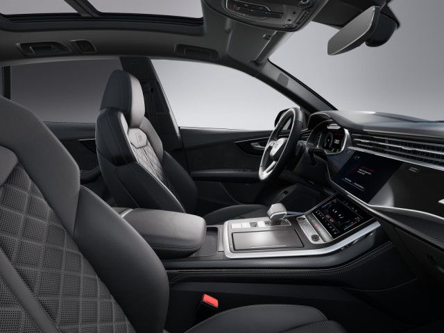 Fahrzeugabbildung Audi Q8 SUV S line TFSI e quattro tiptron HUD AHK B&O