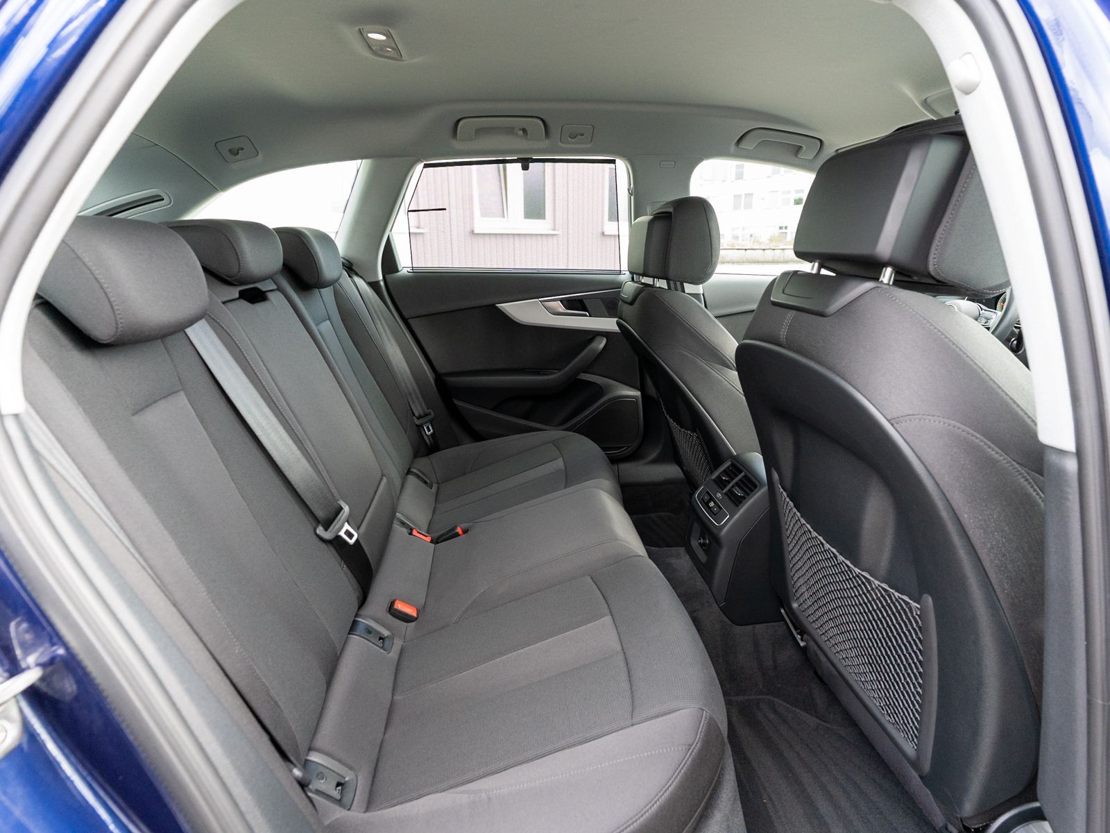 Fahrzeugabbildung Audi A4 Avant advanced 40TDI Stronic LED Navi PDC AHK