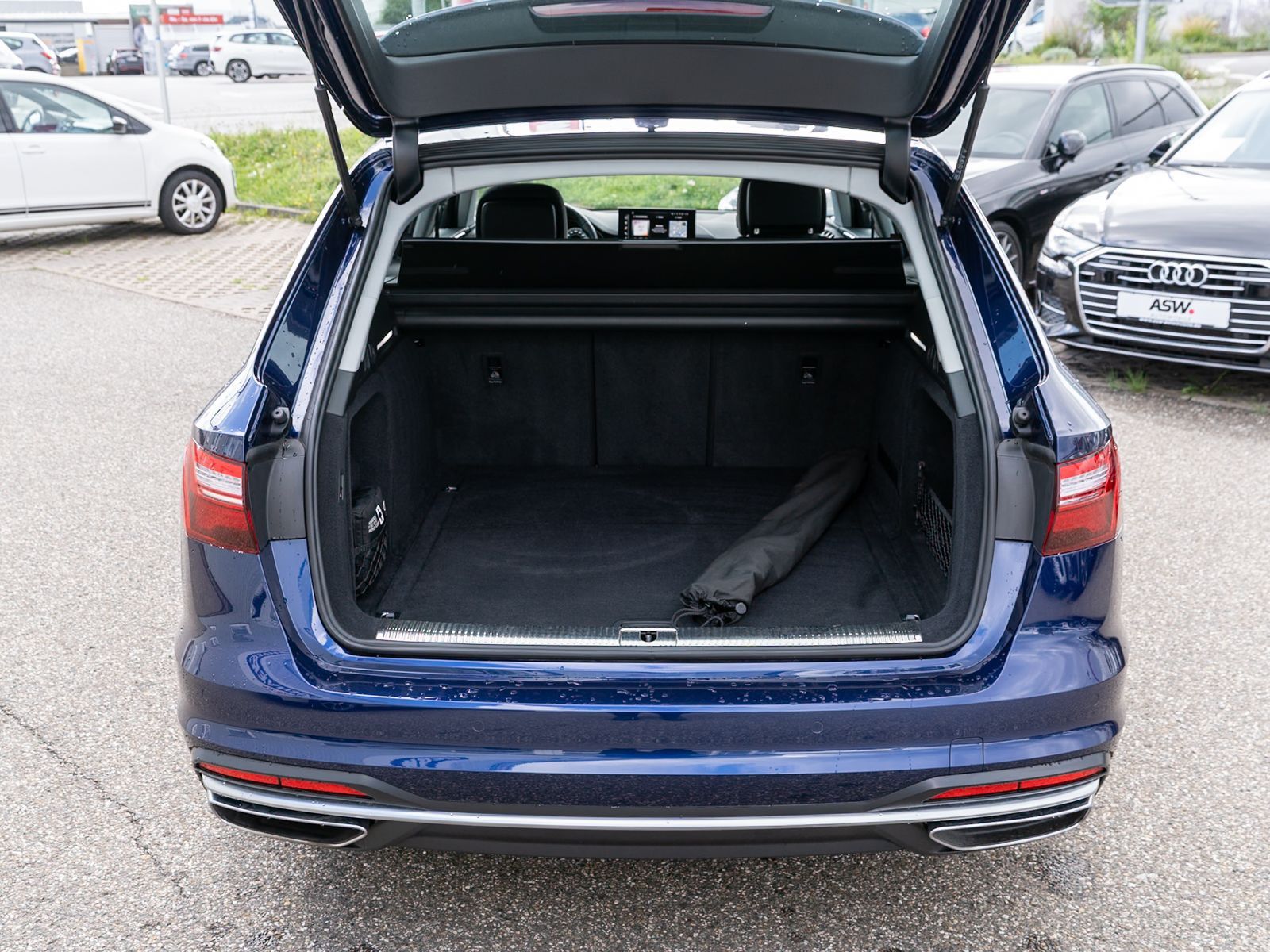 Fahrzeugabbildung Audi A4 Avant advanced 40TDI Stronic LED Navi PDC AHK