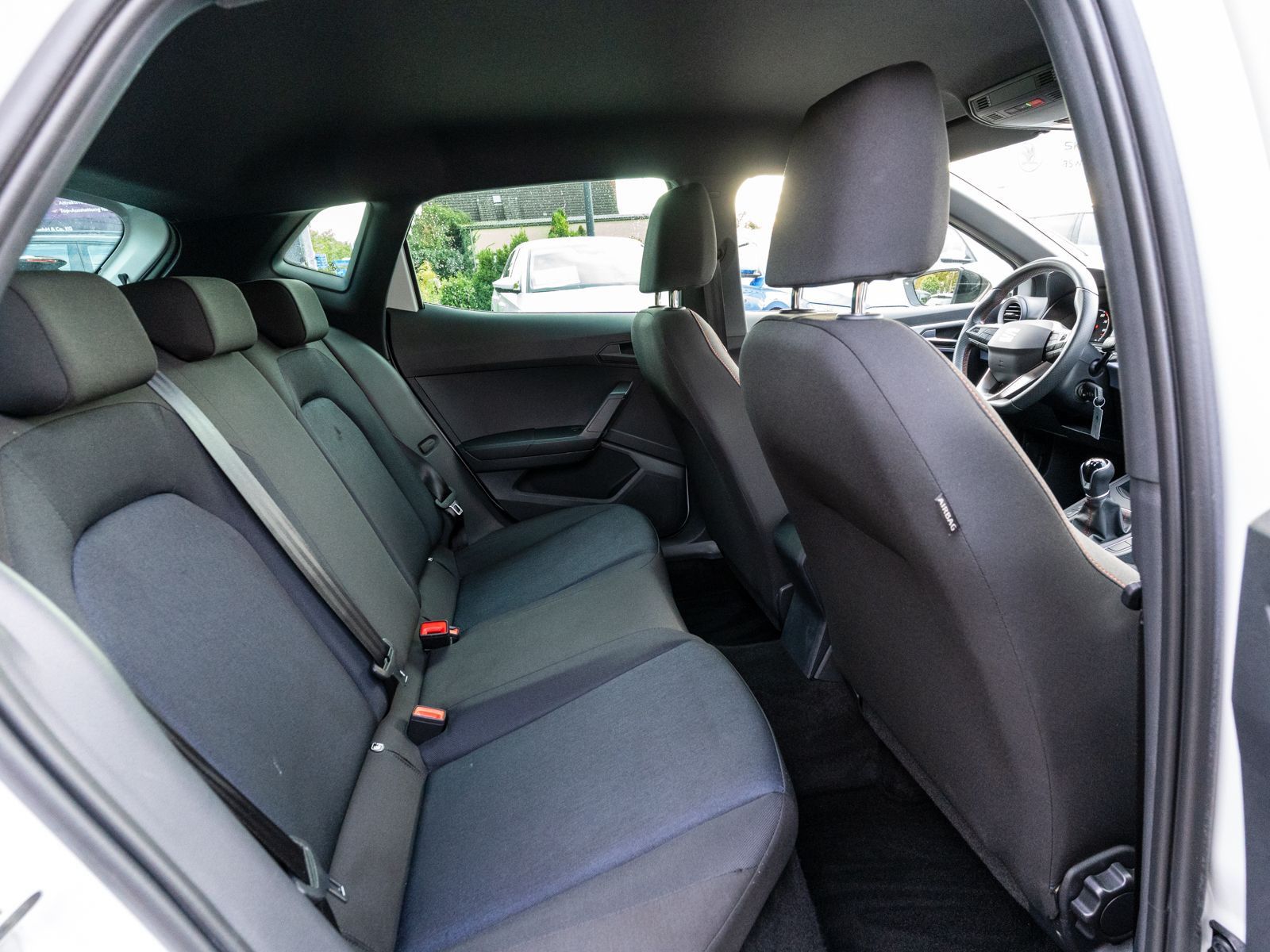 Fahrzeugabbildung SEAT Ibiza FR-Line 1.0 TSI LED Navi PDC SHZ VC GRA