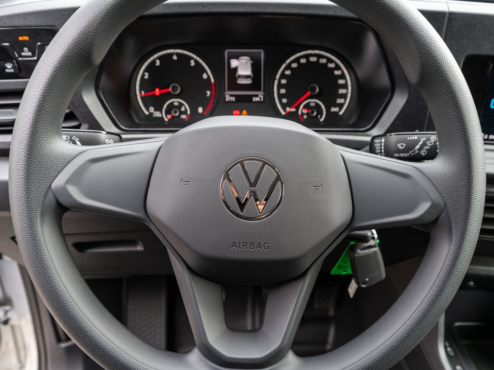 Fahrzeugabbildung Volkswagen Caddy Cargo 1.5 TSI Klimaauto PDC v/h DAB+