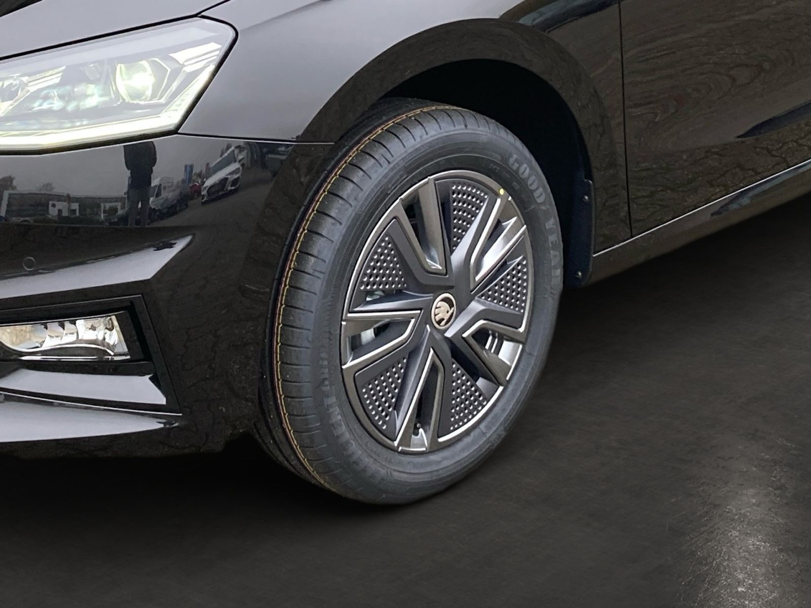 Fahrzeugabbildung SKODA Fabia Drive 1,0TSI 95PS Klima PDC SHZ SmartLink