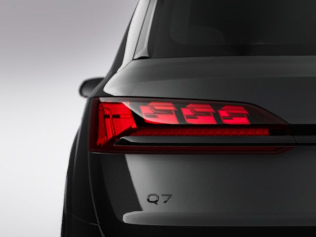 Fahrzeugabbildung Audi Q7 SUV S line TFSI e quattro 360 kW tiptronic
