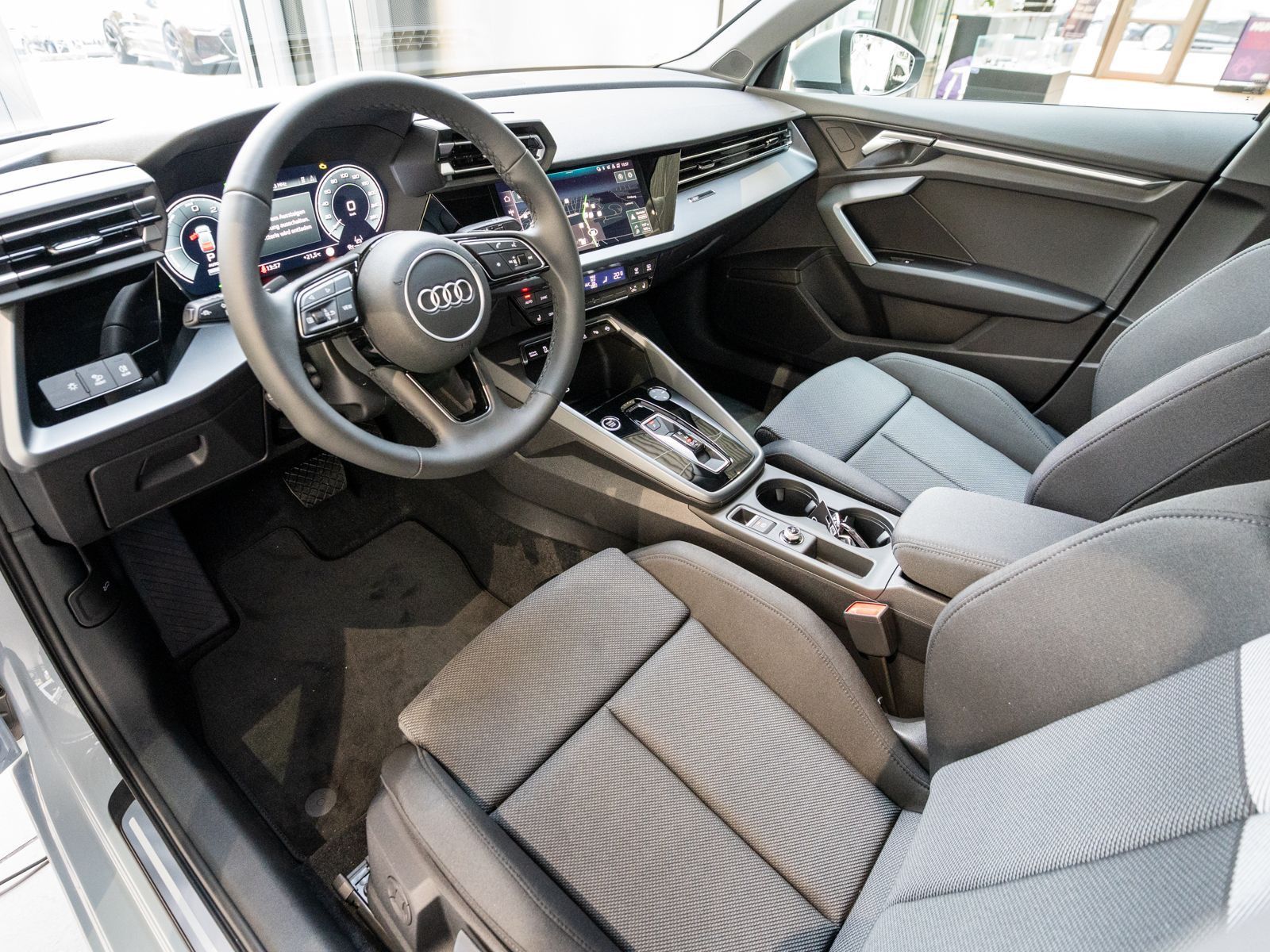 Fahrzeugabbildung Audi A3 Sportback advanced TFSI e 150 kW S tronic