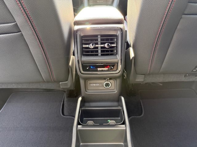 Fahrzeugabbildung SKODA Kodiaq RS 2,0 TSI 265PS DSG 4x4 ACC 360° SHZ AHK