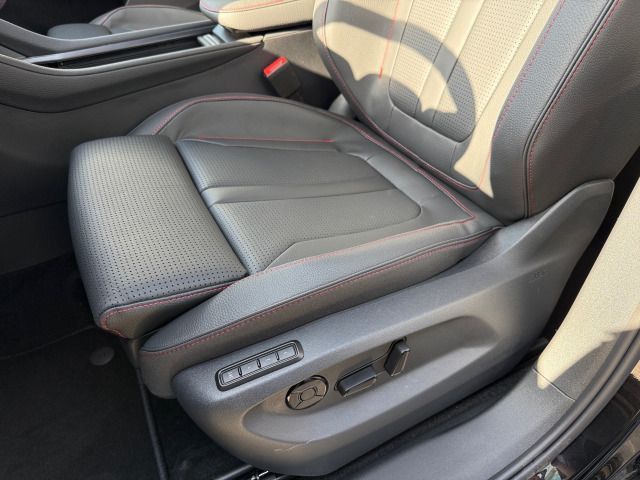Fahrzeugabbildung SKODA Kodiaq RS 2,0 TSI 265PS DSG 4x4 ACC 360° SHZ AHK