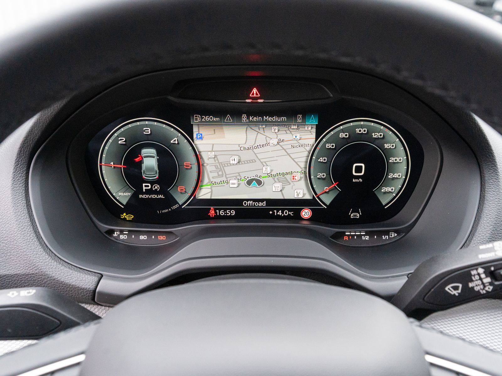 Fahrzeugabbildung Audi Q2 advanced 35TDI Stronic NAVI LED ACC RFK LEDER