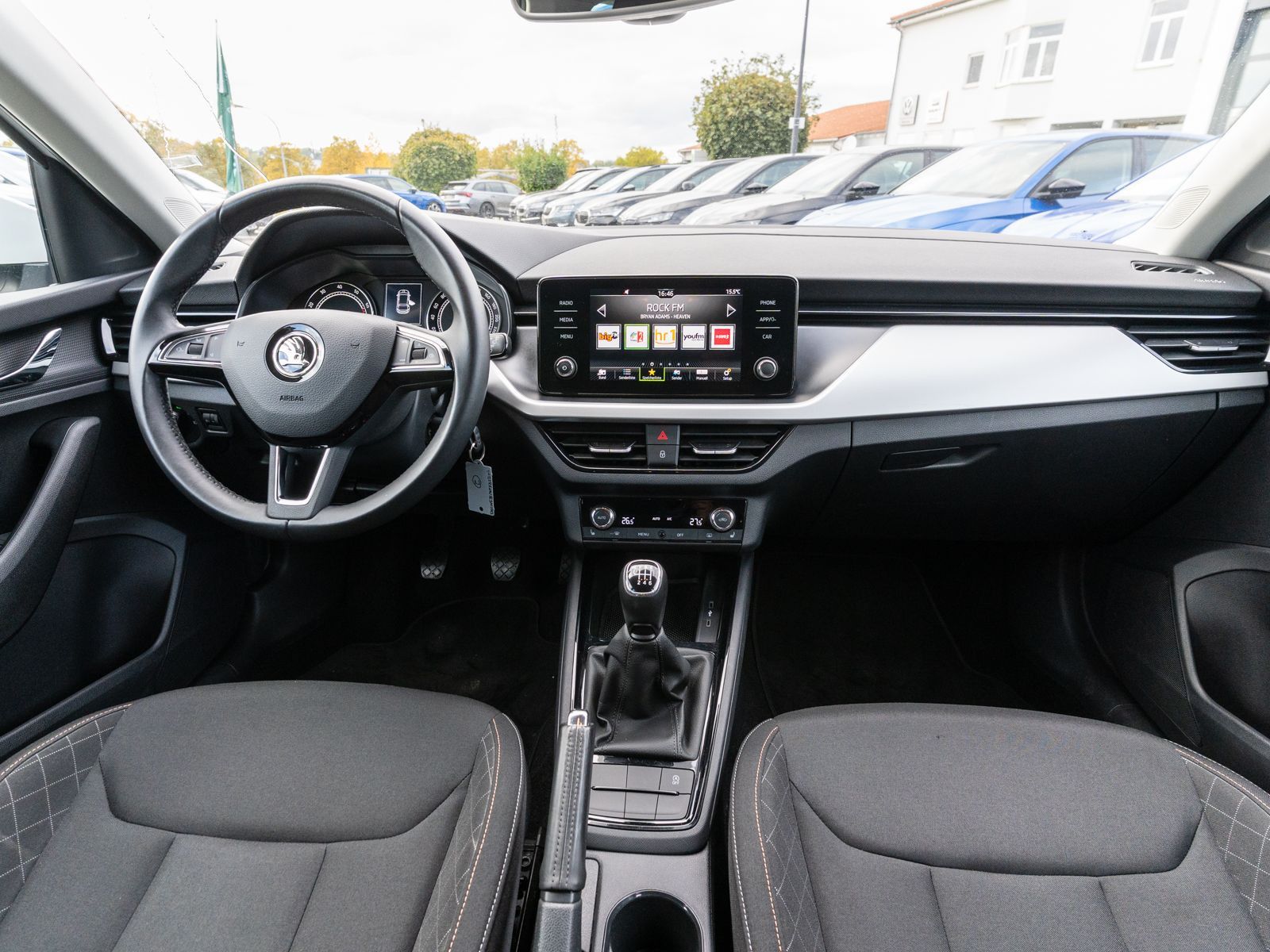 Fahrzeugabbildung SKODA Scala Ambition 1.0 TSI LED RFK SHZ GRA SmartLink