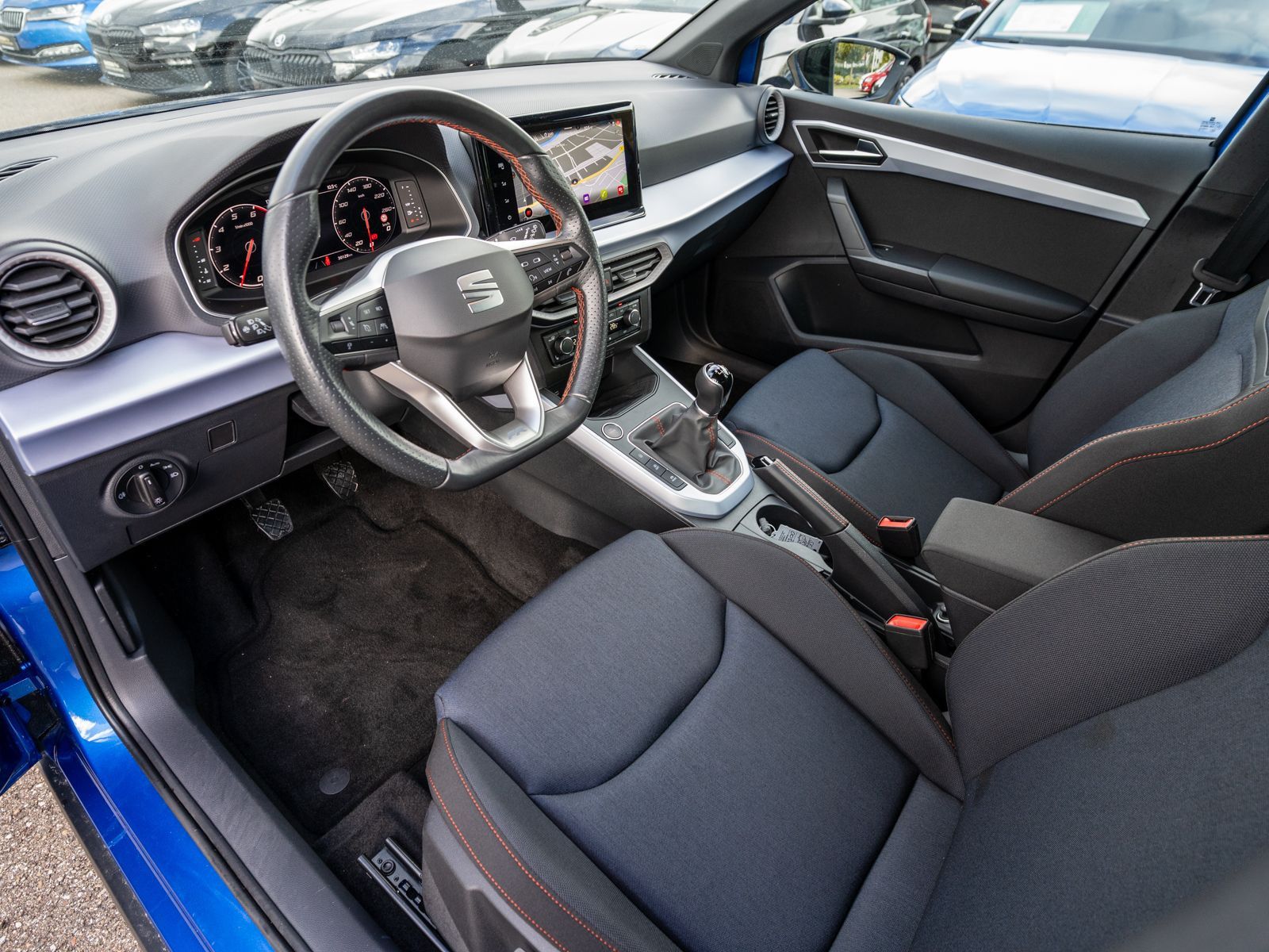 Fahrzeugabbildung SEAT Arona FR-Line 1.0 TSI LED Navi RFK ACC PDC SHZ