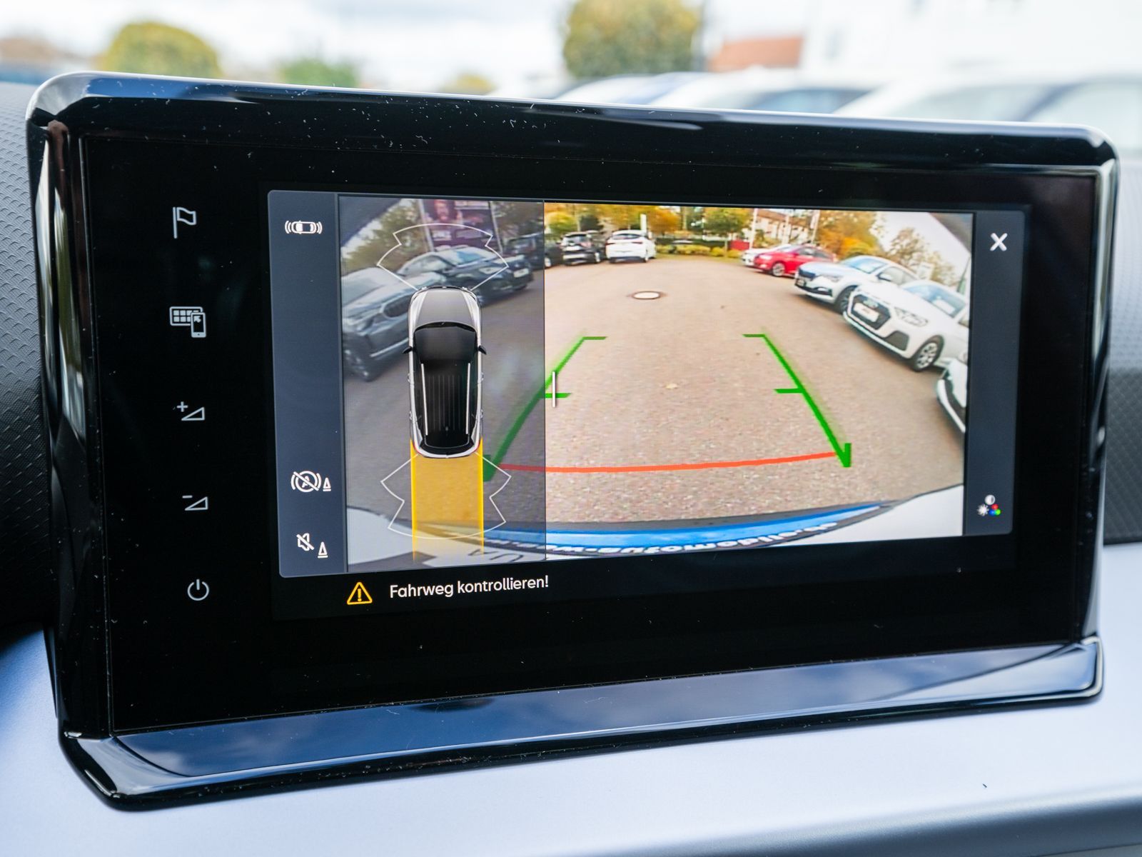 Fahrzeugabbildung SEAT Arona FR-Line 1.0 TSI LED Navi RFK ACC PDC SHZ