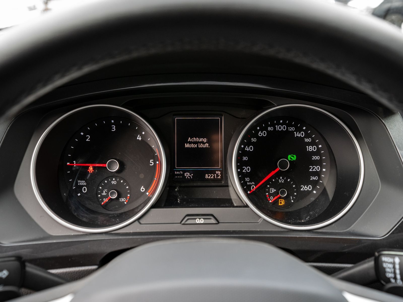 Fahrzeugabbildung Volkswagen Tiguan Life 2.0 TDI DSG LED NAVI PDC ACC SHZ