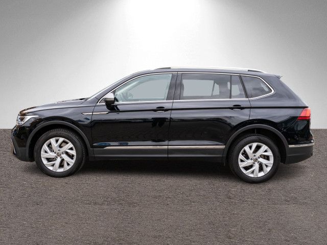 Fahrzeugabbildung Volkswagen Tiguan Allspace Life 4M 2.0TDI DSG 360° PANO AHK