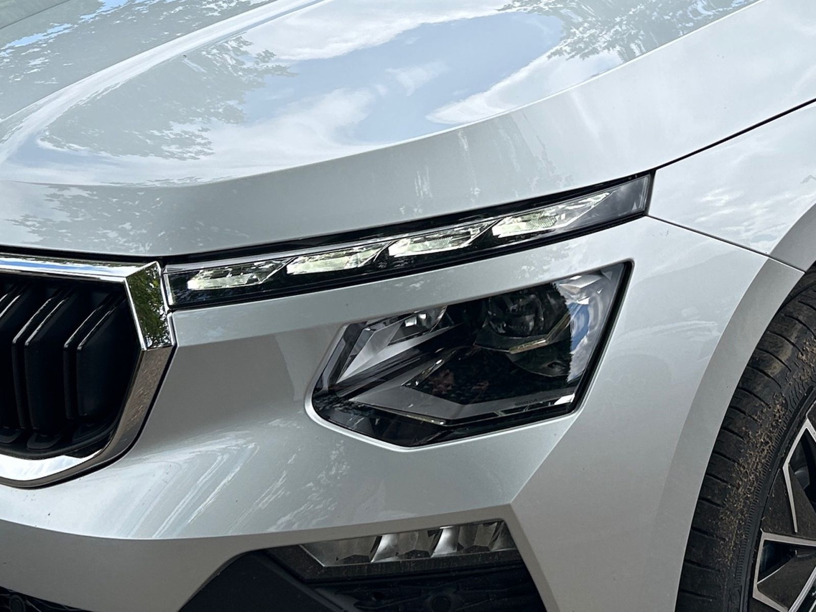 Fahrzeugabbildung SKODA Kamiq Tour 1,0 TSI 116PS DSG ACC Navi SHZ AHK