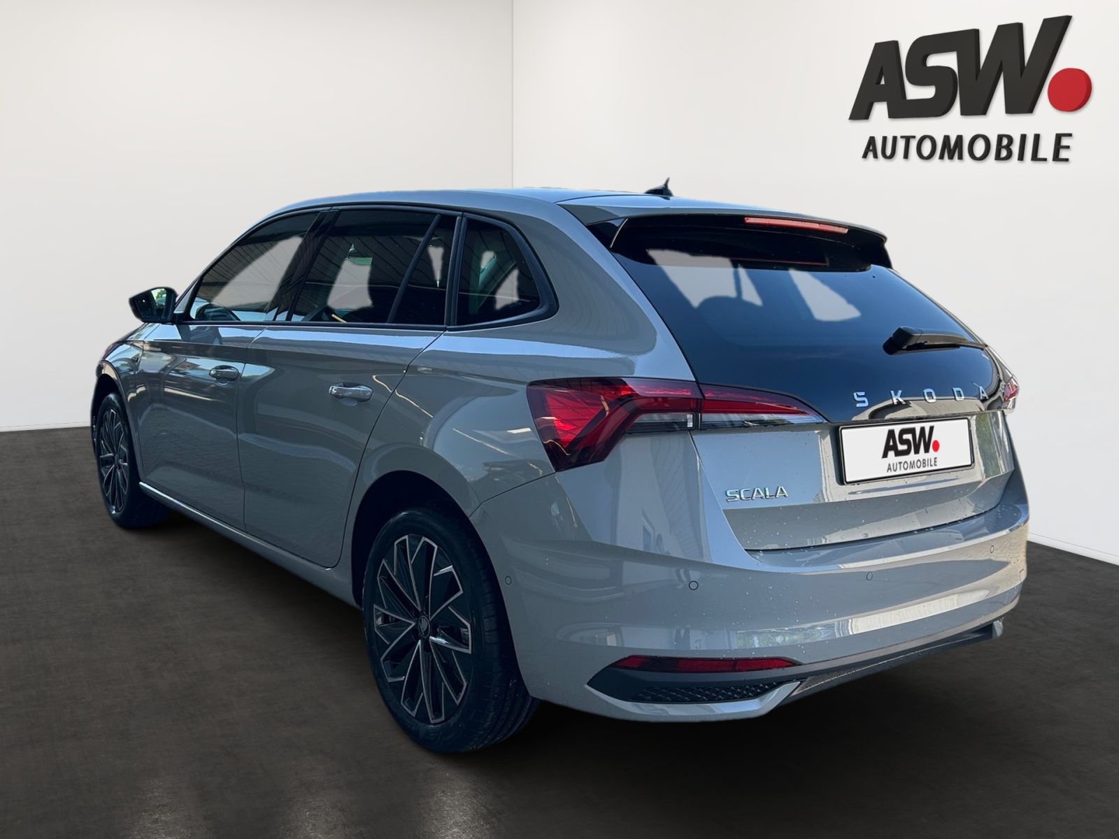 Fahrzeugabbildung SKODA Scala Tour 1,0 TSI 116PS DSG ACC Kamera SHZ AHK