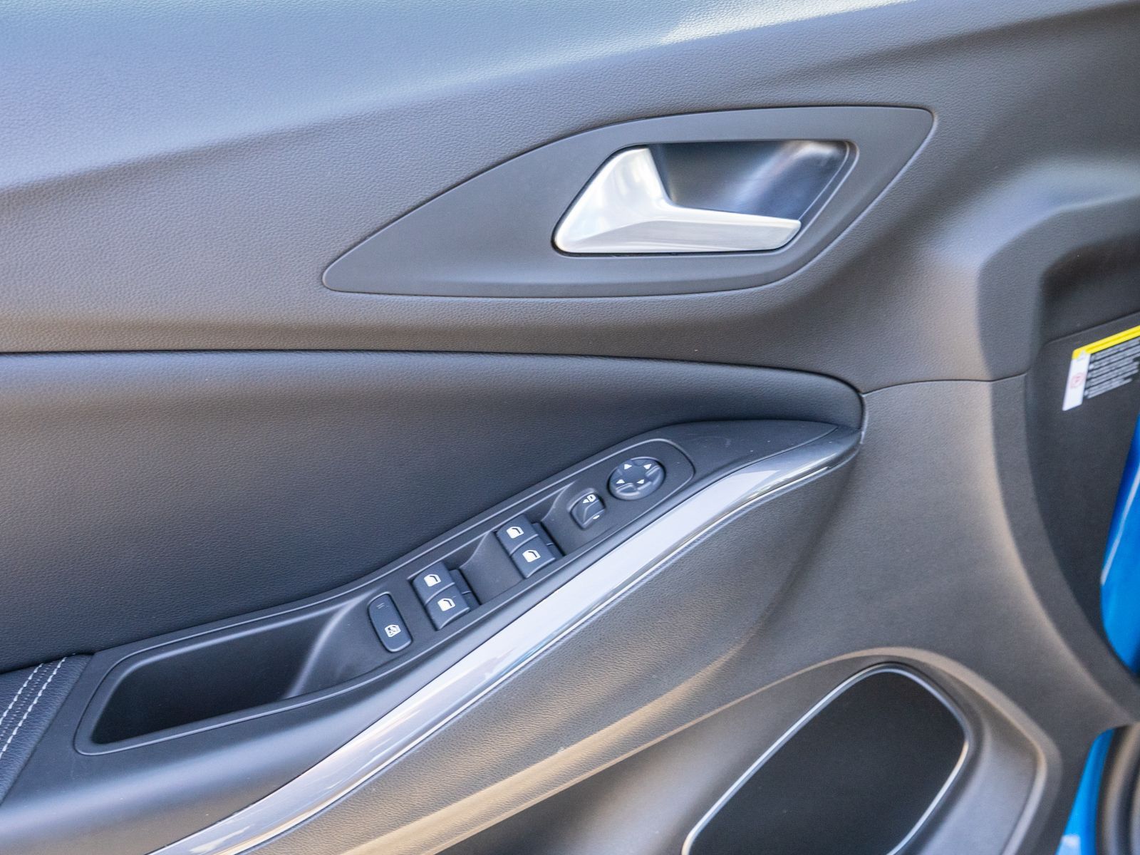 Fahrzeugabbildung Opel Grandland Ultimate 1.6 Turbo 4 Hybrid 360° LEDER