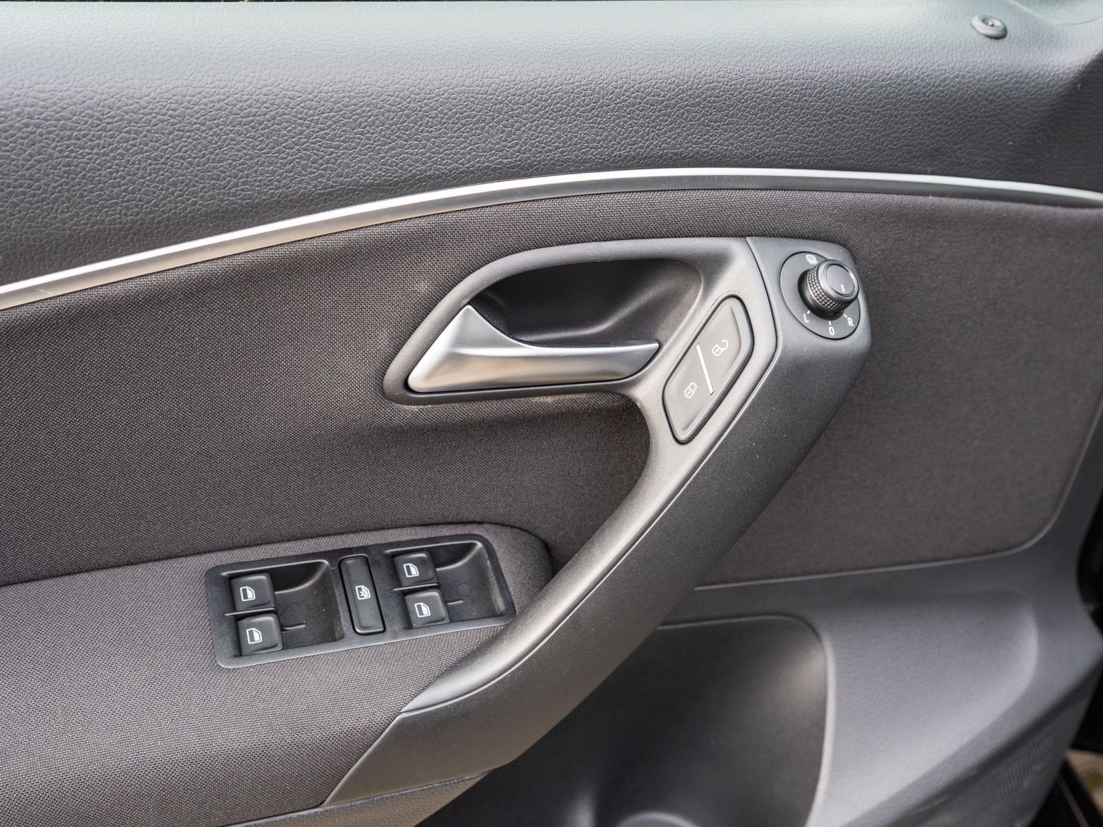 Fahrzeugabbildung Volkswagen Polo Comfortline 1.2TSI Klimaanlage Einparkhilfe