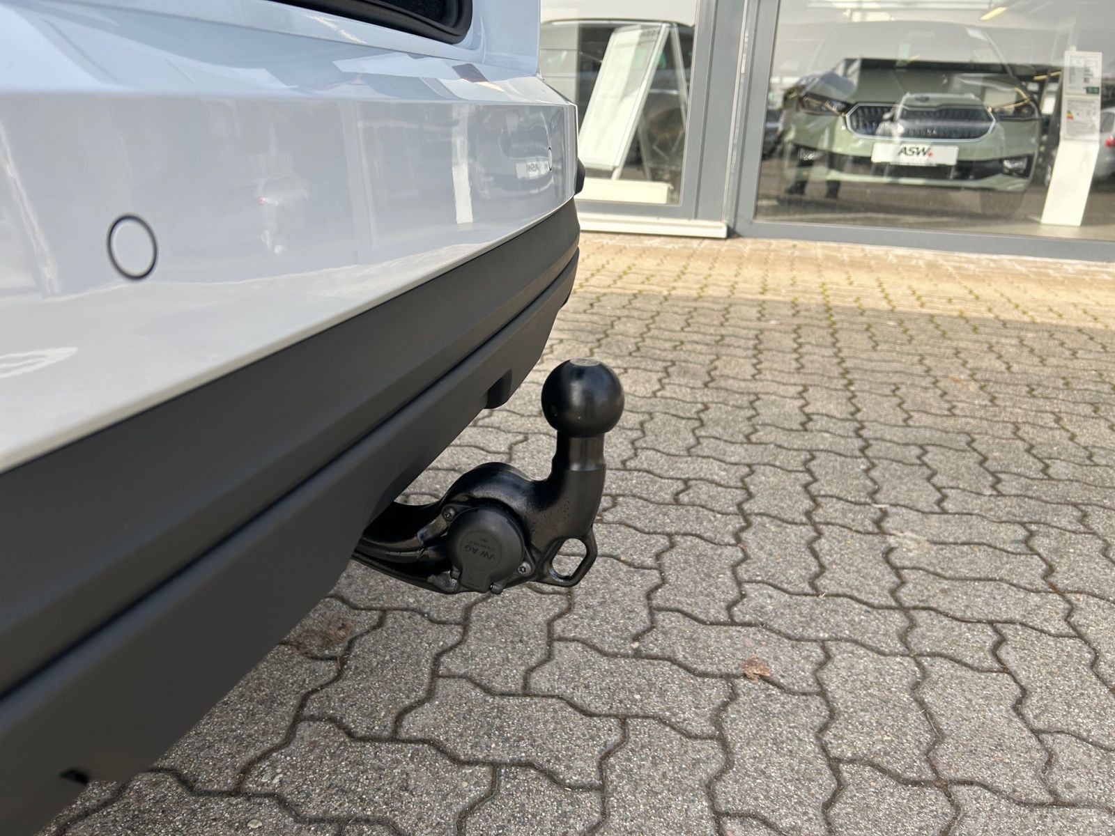 Fahrzeugabbildung SKODA Kamiq Balance 1,5 TSI 150PS DSG ACC PDC SHZ AHK
