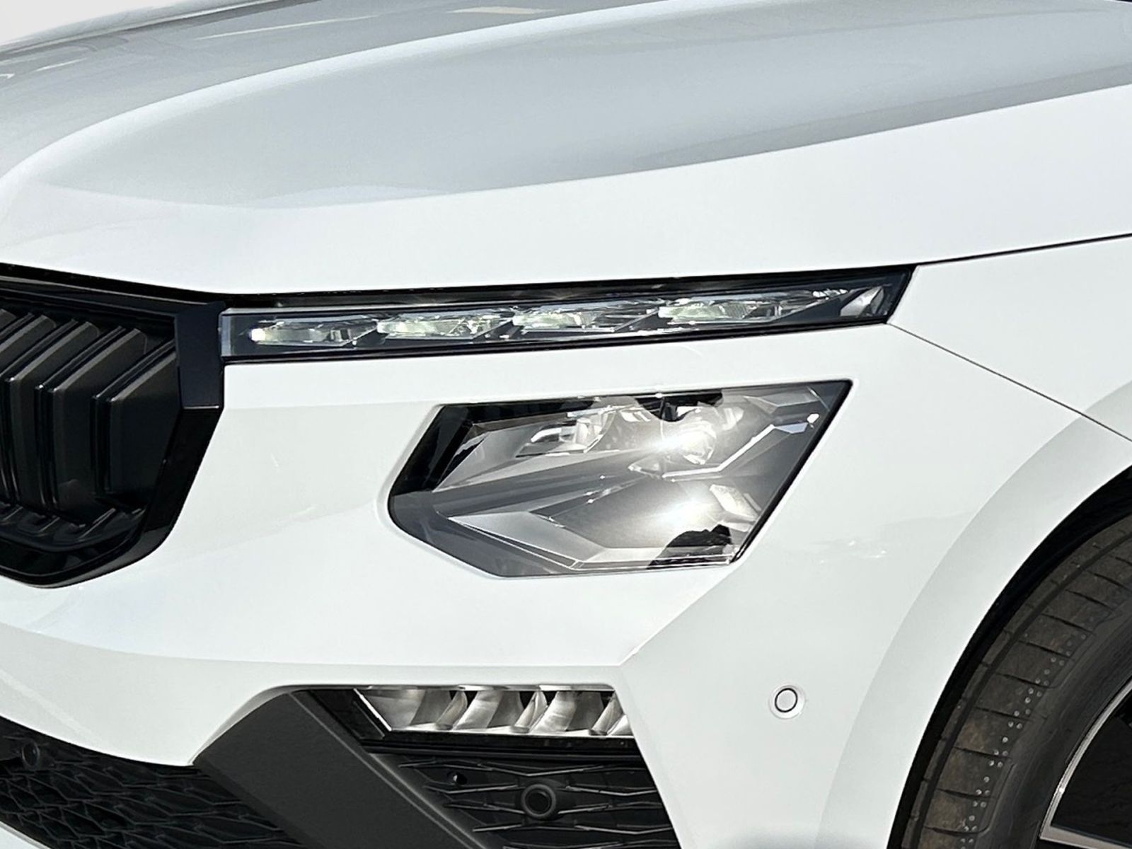 Fahrzeugabbildung SKODA Kamiq Balance 1,5 TSI 150PS DSG ACC PDC SHZ AHK