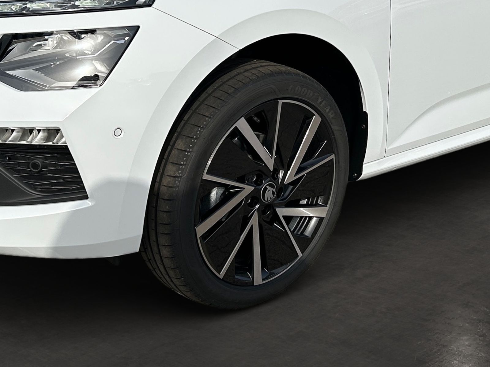 Fahrzeugabbildung SKODA Kamiq Balance 1,5 TSI 150PS DSG ACC PDC SHZ AHK