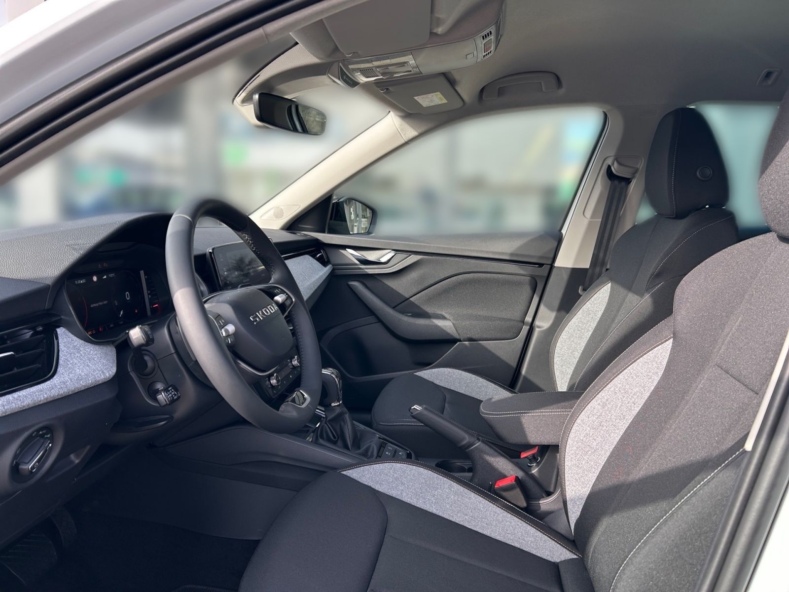 Fahrzeugabbildung SKODA Kamiq Balance 1,5 TSI 150PS DSG ACC PDC SHZ AHK