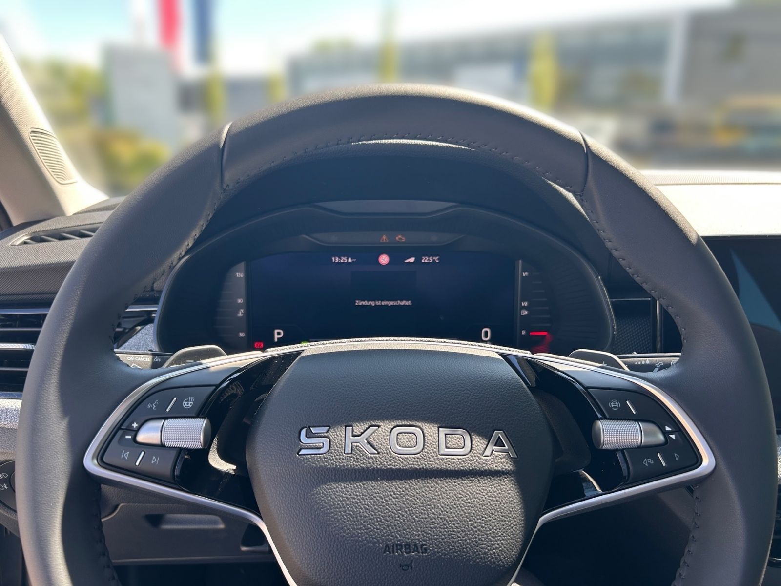 Fahrzeugabbildung SKODA Kamiq Balance 1,0 TSI 115PS DSG Kamera SHZ AHK