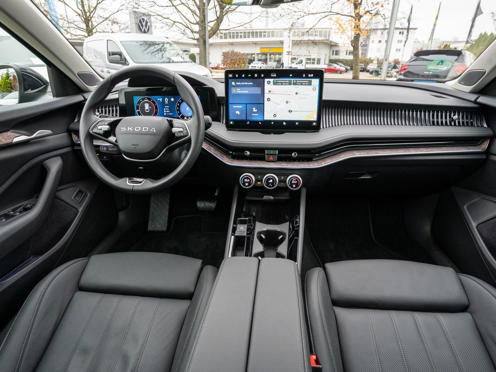 Fahrzeugabbildung SKODA Superb Combi L&K 2,0 TDI 142 kW 7-Gang-DSG 4x4