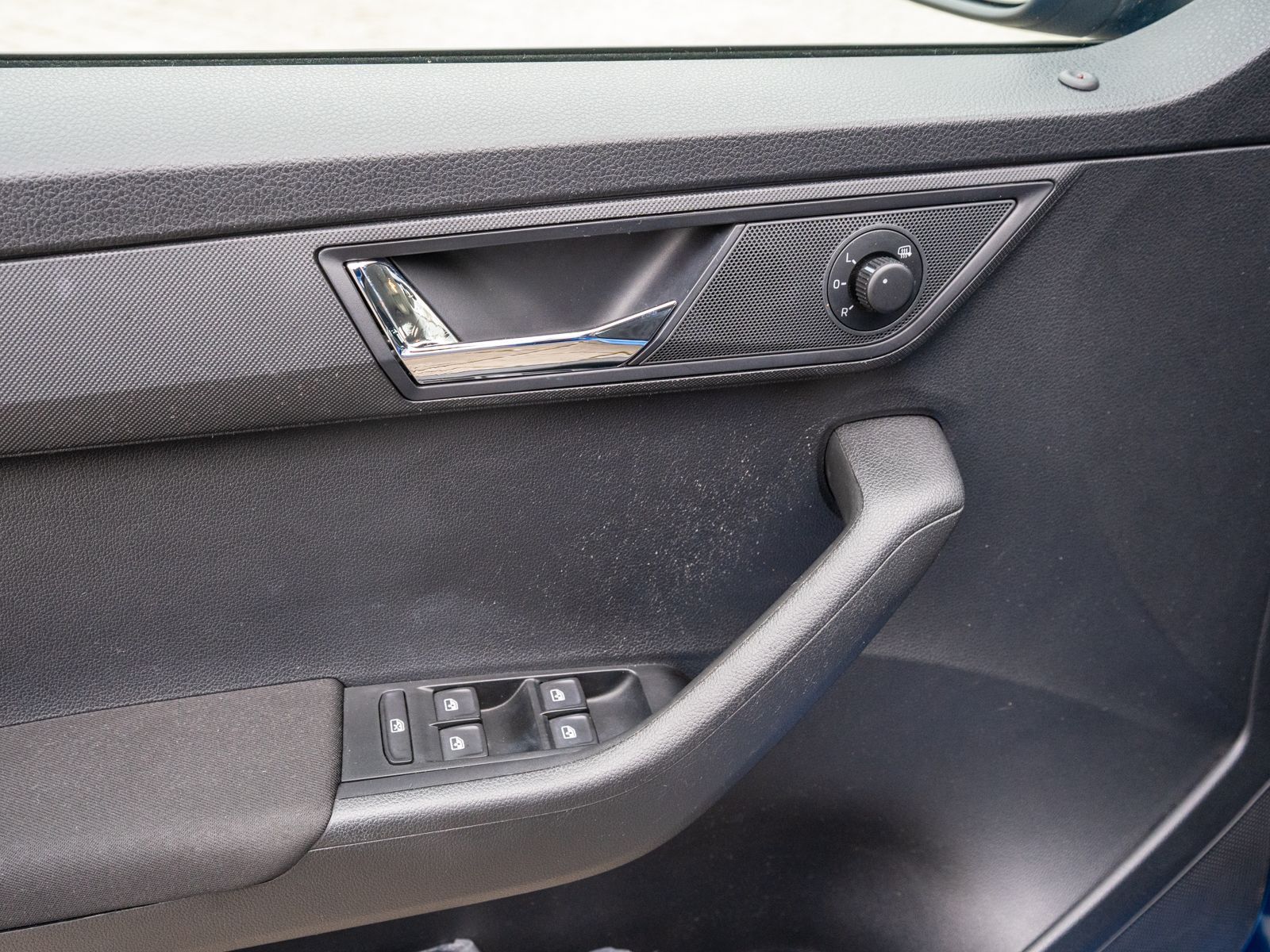 Fahrzeugabbildung SKODA Fabia Drive 1.2 TSI Navi Klimaauto SHZ PDC v/h