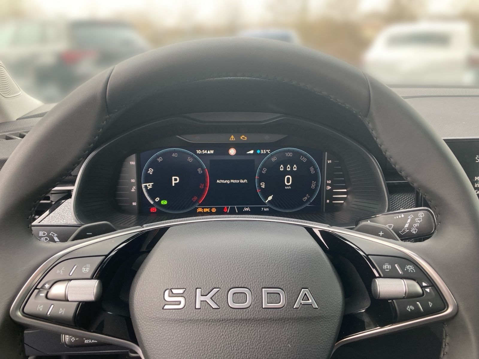 Fahrzeugabbildung SKODA Kamiq Balance 1,0 TSI 116PS DSG ACC SHZ PDC AHK